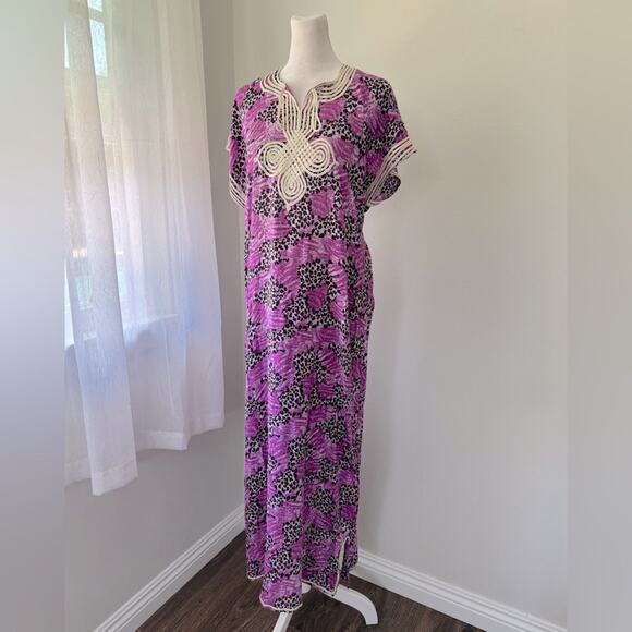 Magenta Leopard Print Embroidered Lightweight Maxi Dress - Picture 2 of 6